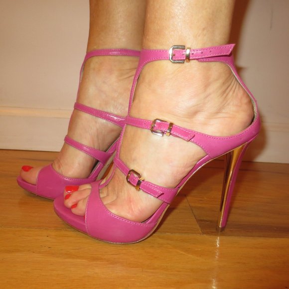 LAST CHANCE MARCIANO Pink T Strap High Heel Sandals - Picture 3 of 9